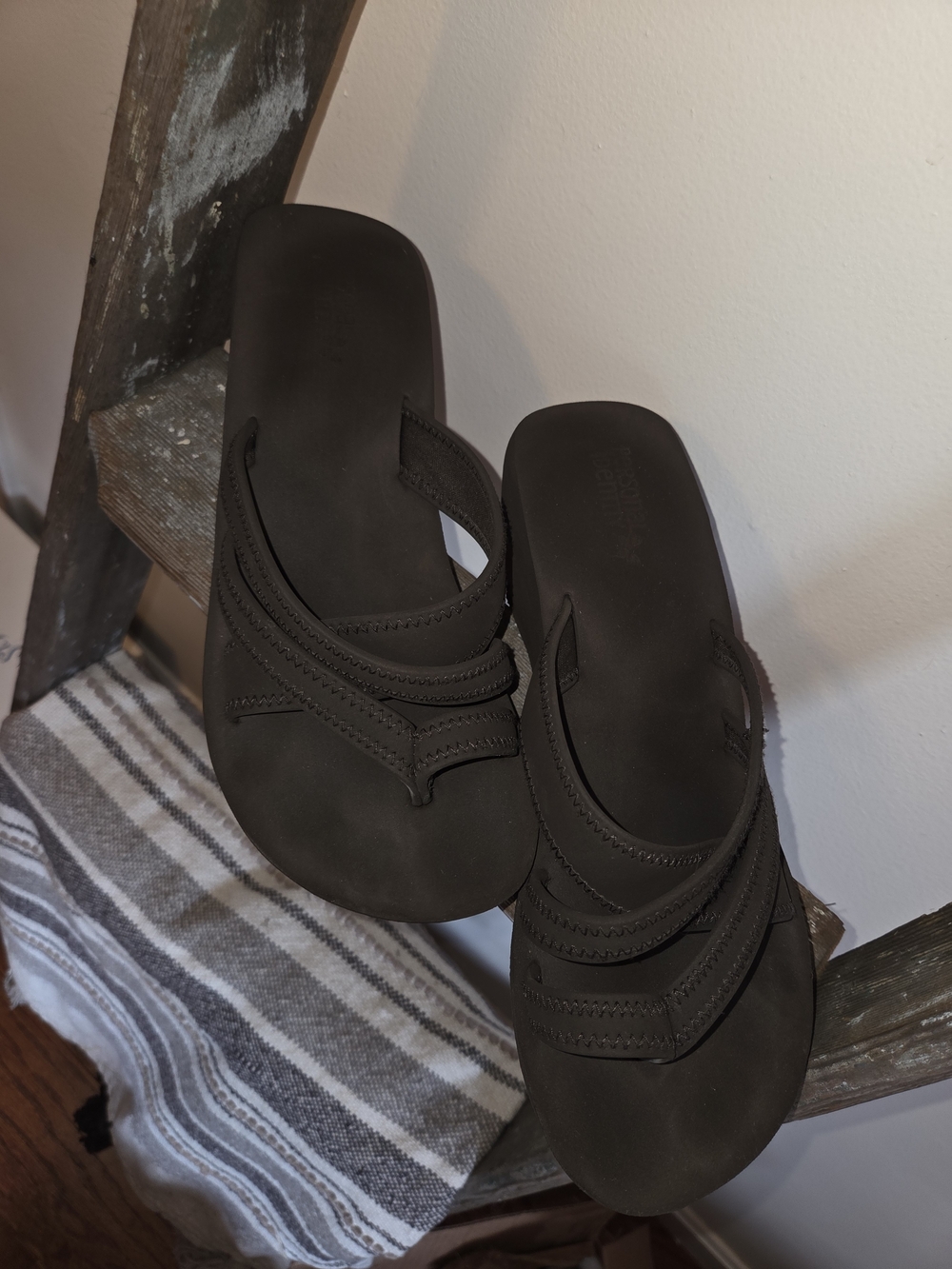 Wedge Flip Flop Sandals in Dark Brown - Picture 2 of 6